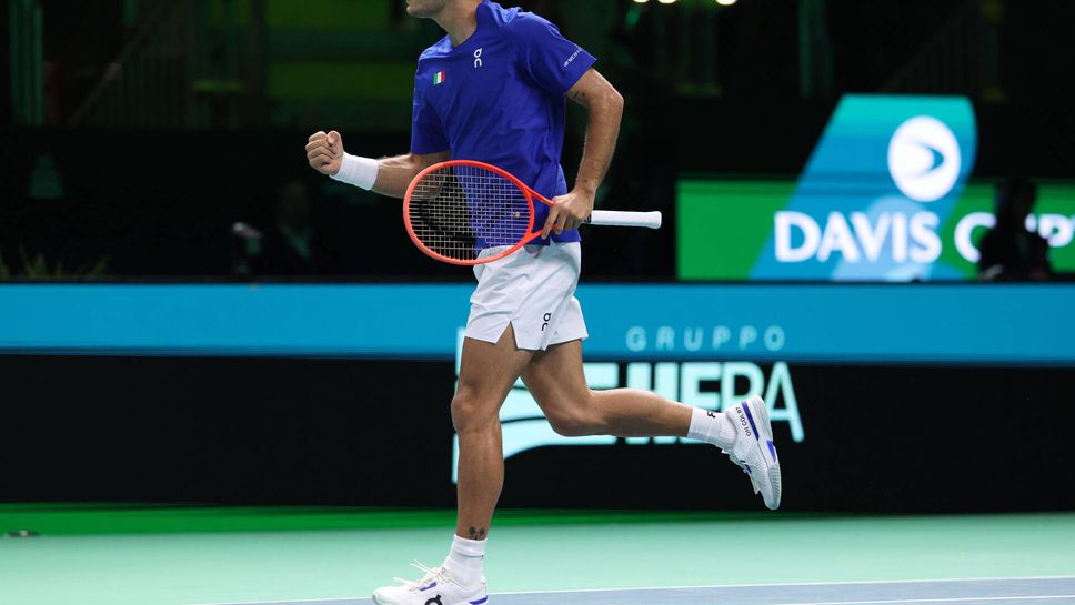 Италия без Синер стигна полуфиналите на Купа “Дейвис”