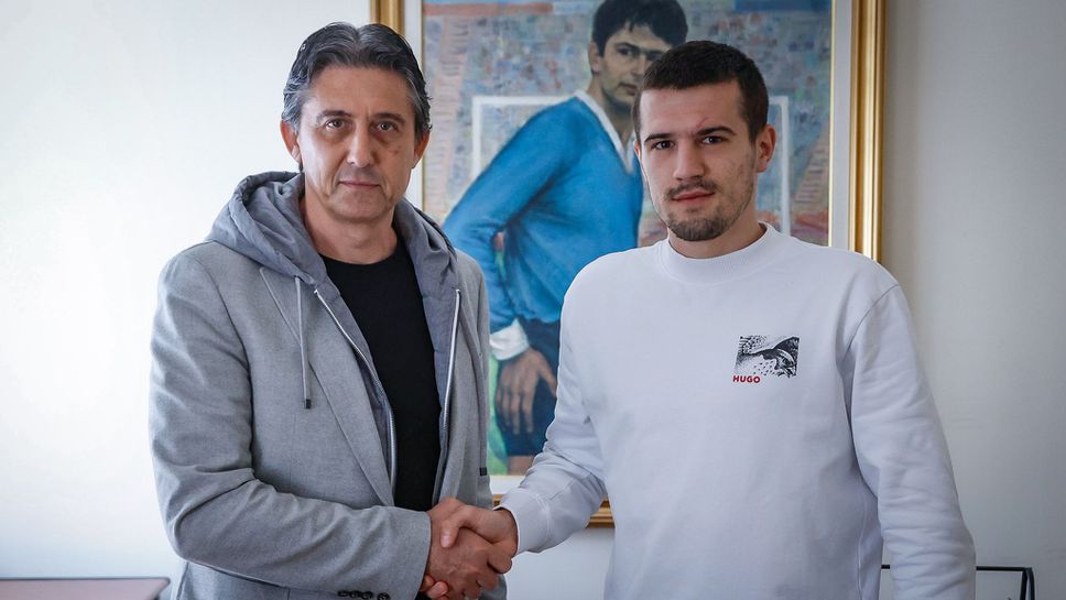 Официално: Марин Петков преподписа с Левски