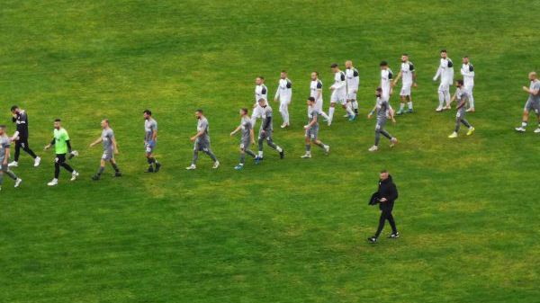 Автогол повали Нефтохимик