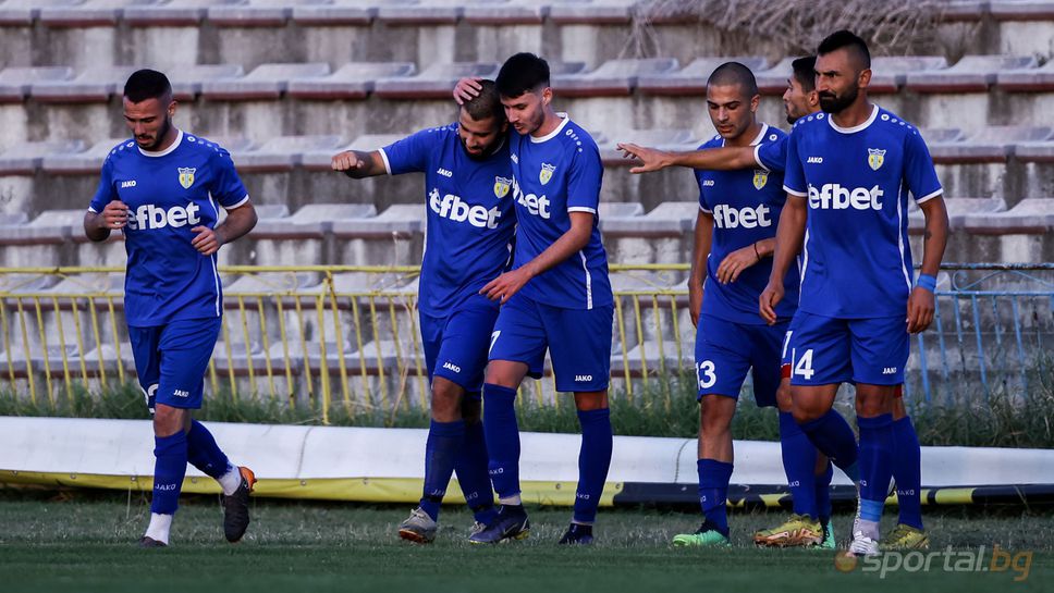 Гигант с изразителна победа