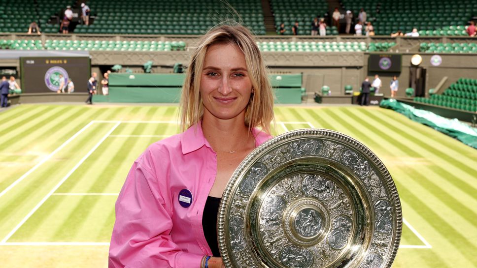 Шампионка от "Уимбълдън" рискува тежко наказание, защото не отворила вратата от страх