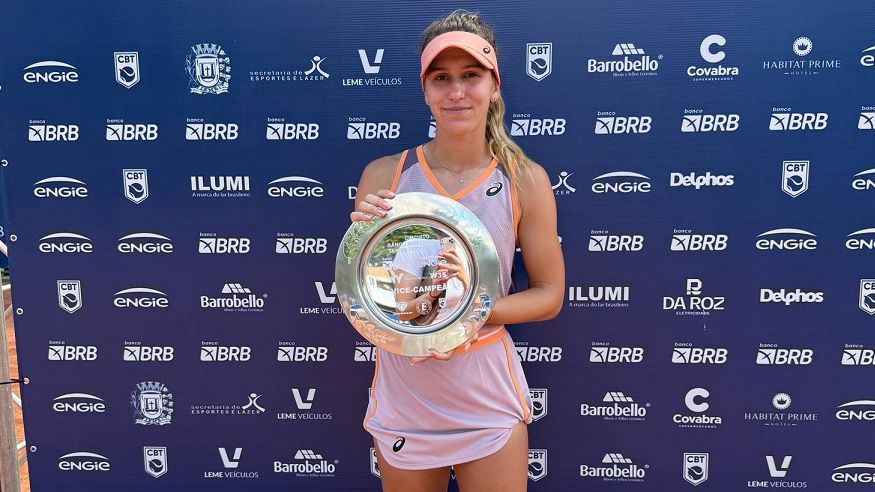 Топалова отпадна на крачка от финала на сингъл в САЩ