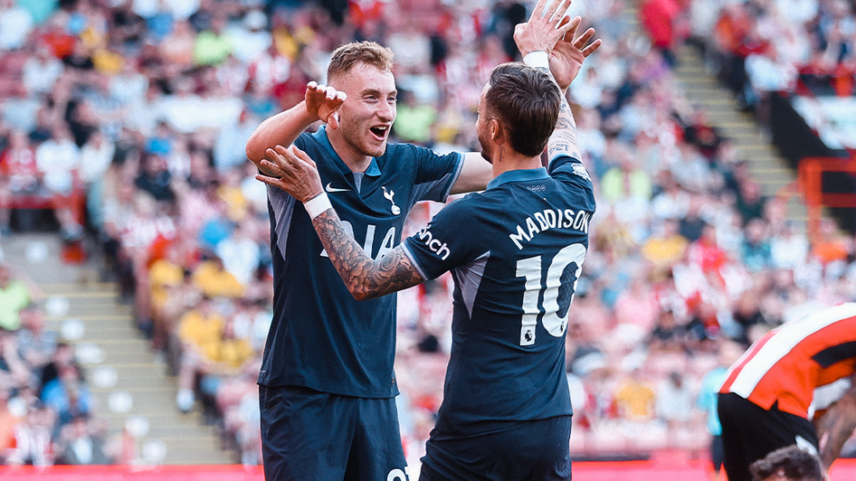 Тотнъм приключи сезона с мощна победа срещу последния