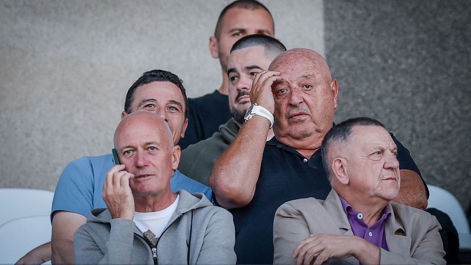Важна среща в Славия