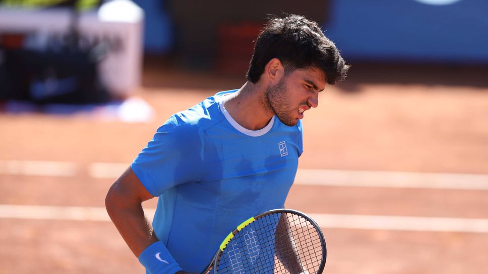 Алкарас приключва в Барселона поради контузия