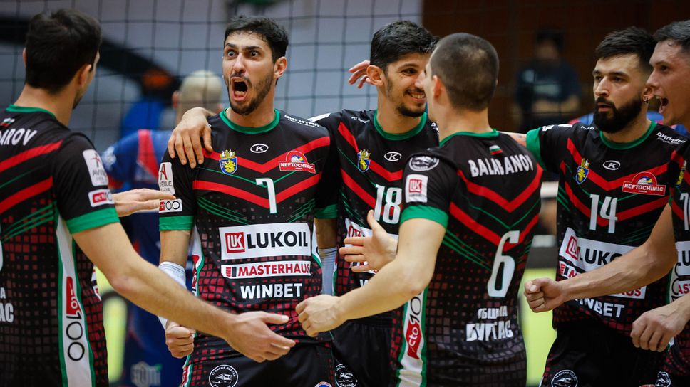 Нефтохимик пречупи Дея спорт в дербито на Бургас след драма