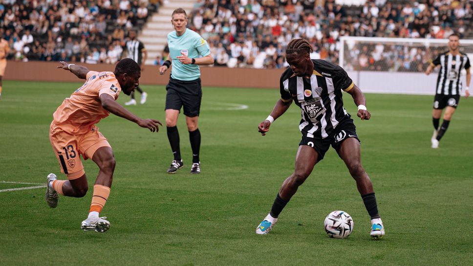 Анже не успя да пребори десетима от Льо Авър