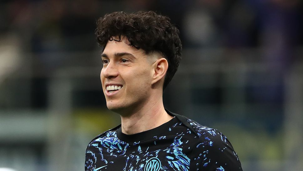 Барселона с нова крачка към привличането на Бастони