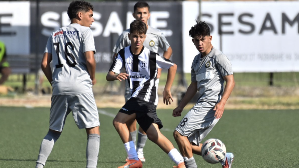 Локомотив Пловдив и Славия не се победиха при U17