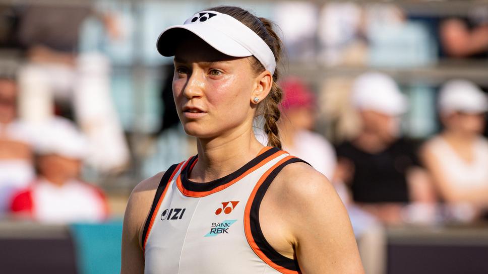 Елена Рибакина се оттегли от турнира в Бад Хомбург заради дискомфорт в бедрото