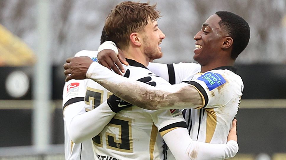 Изключителен мач на Лукас Петков донесе нов успех за Елверсберг