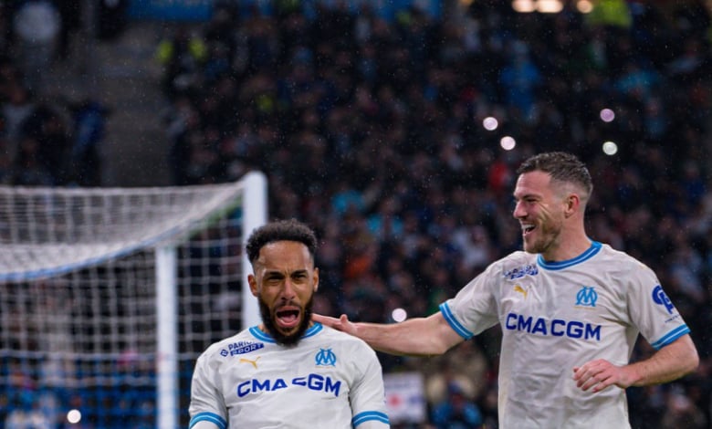 Марсилия с обрат в голов спектакъл