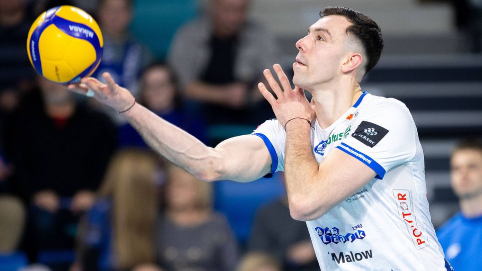 Аспарух Аспарухов с 18 точки, Шлепс изпусна 2 мачбола и загуби от СКРА Белхатов