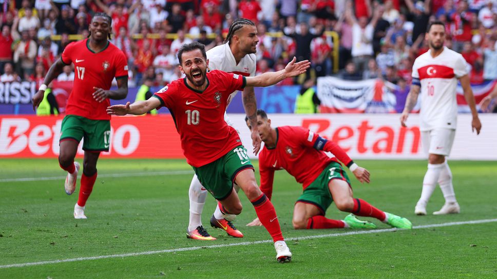 Бернардо Силва с приза за Играч на мача