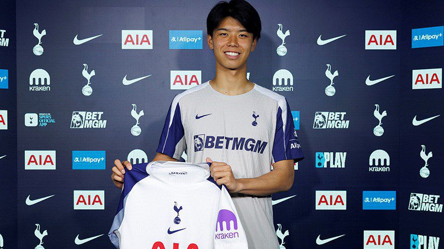 Тотнъм обяви трансфера на японски национал