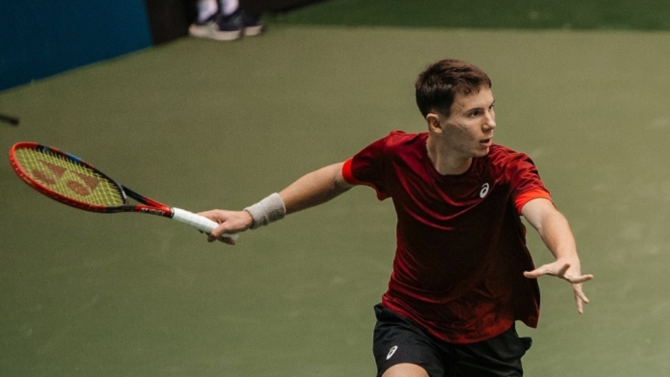 Радулов се класира за финала на сингъл на турнир по тенис в Анталия