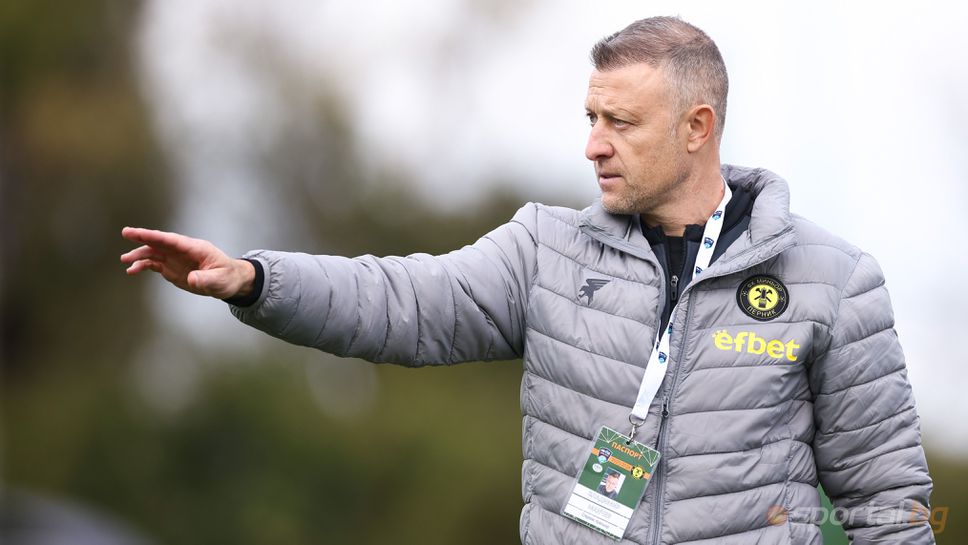 Миньор остана без треньор