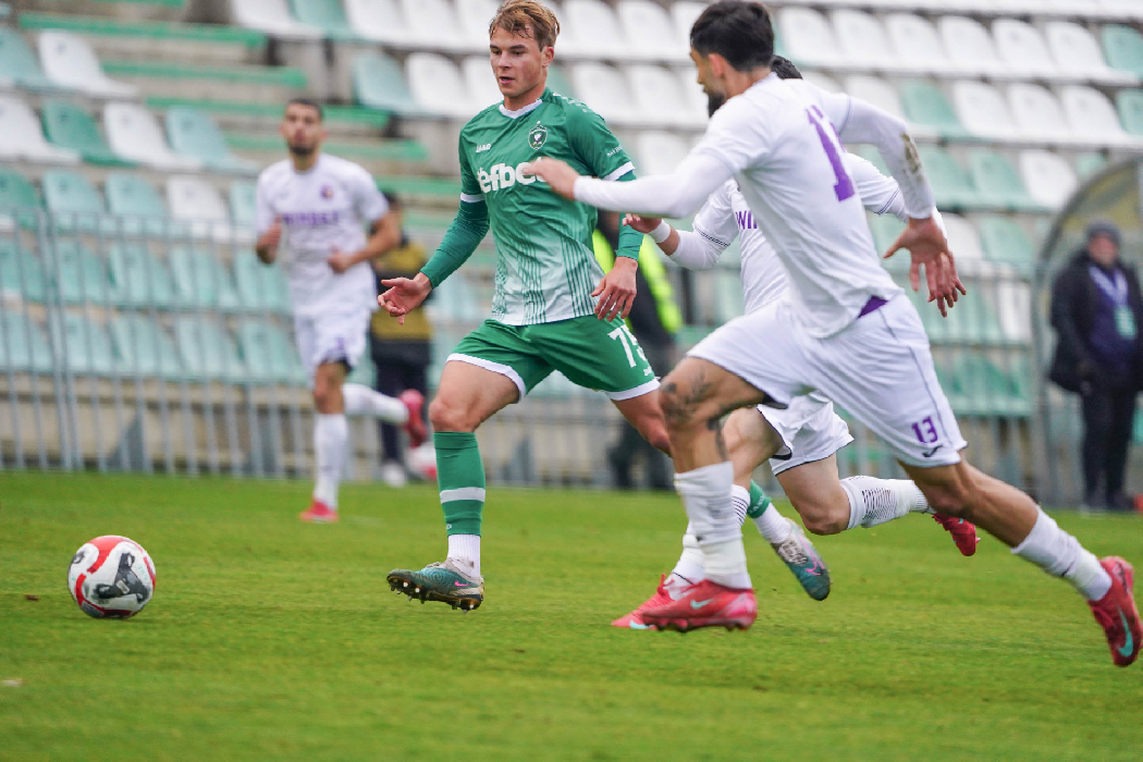 С човек повече Лудогорец II падна от Етър у дома