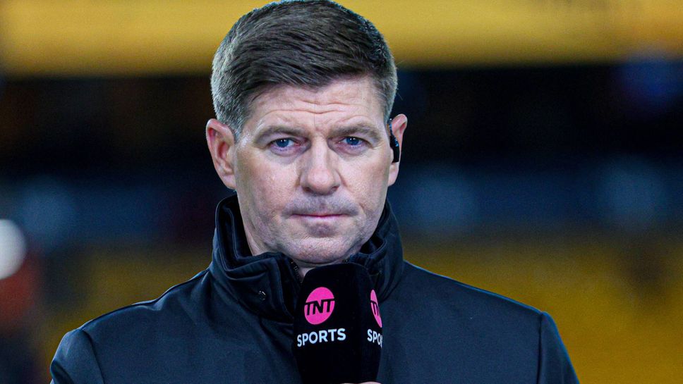 Стивън Джерард нарече Ливърпул "отчаян отбор" и призова да се дадат повече минути на младок