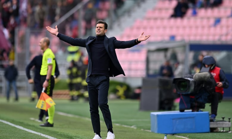 Манчестър Юнайтед се огледа в много търсен треньор