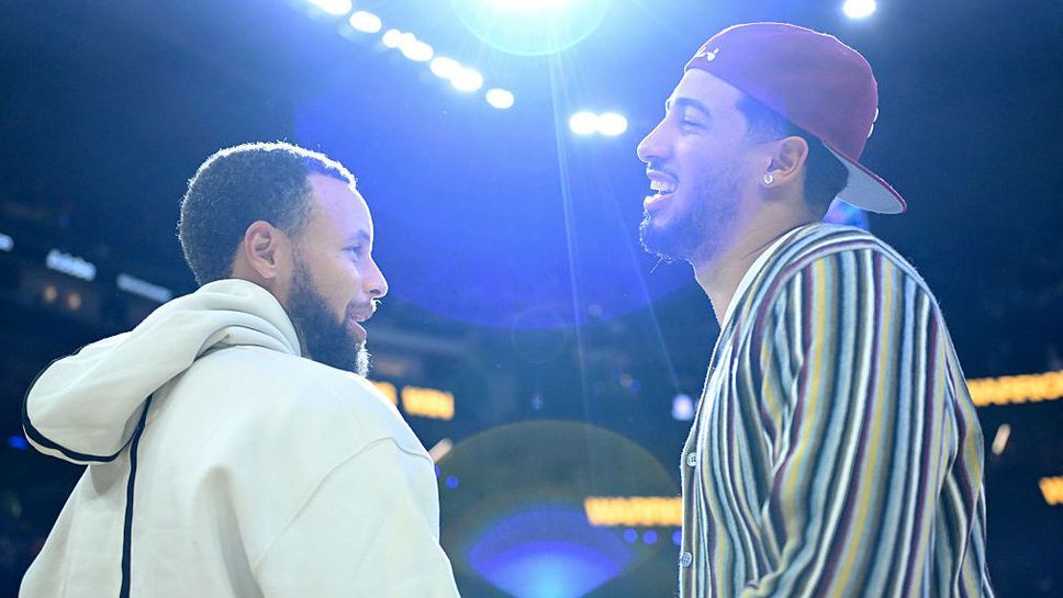 Стеф Къри се завръща за Уориърс