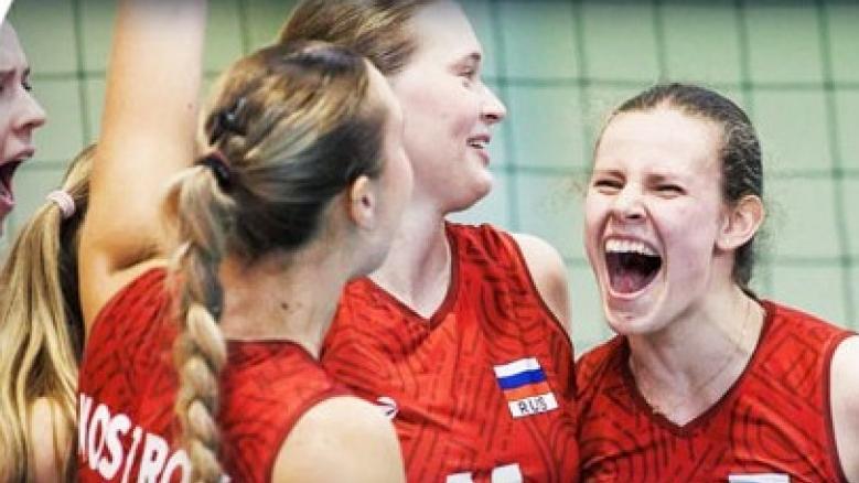 Русия с ударно завръщане в европейския волейбол