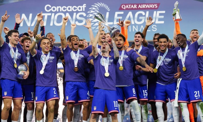 САЩ ликува, съдията едва не прекрати мача