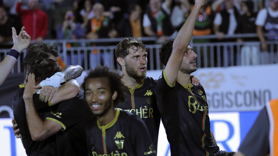 Венеция отново надигра Палермо и е на победа от завръщане в Серия “А”