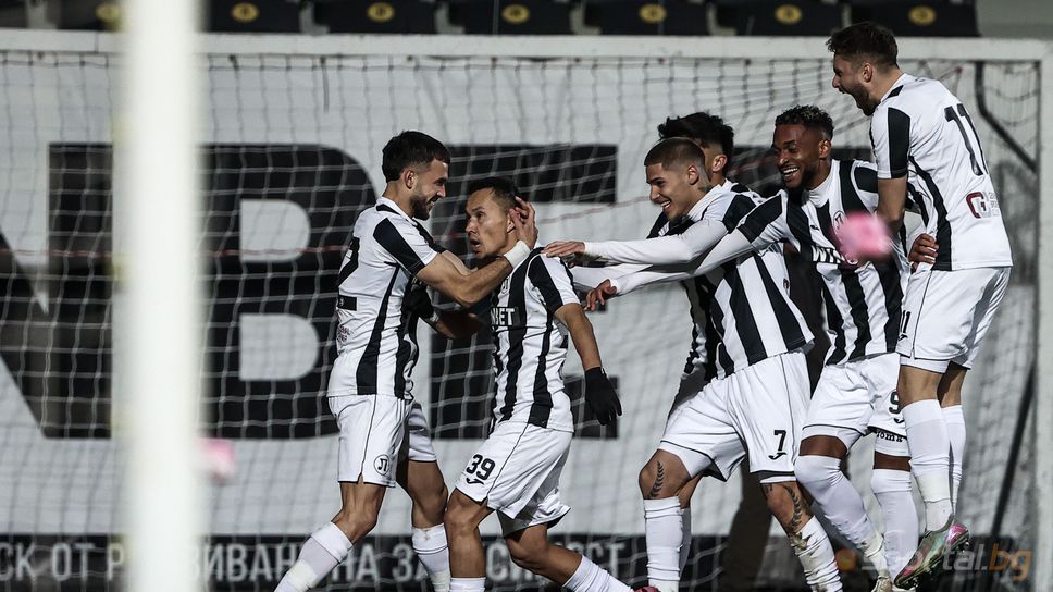 Доста кадрови проблеми за Локо (Пловдив) за мача със Спартак (Варна)