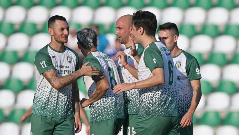 Бенковски елиминира с дузпи Светкавица 2014 за купата на България