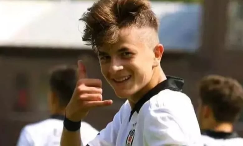 Станимир Стоилов се прицели в скандално изгонен футболист