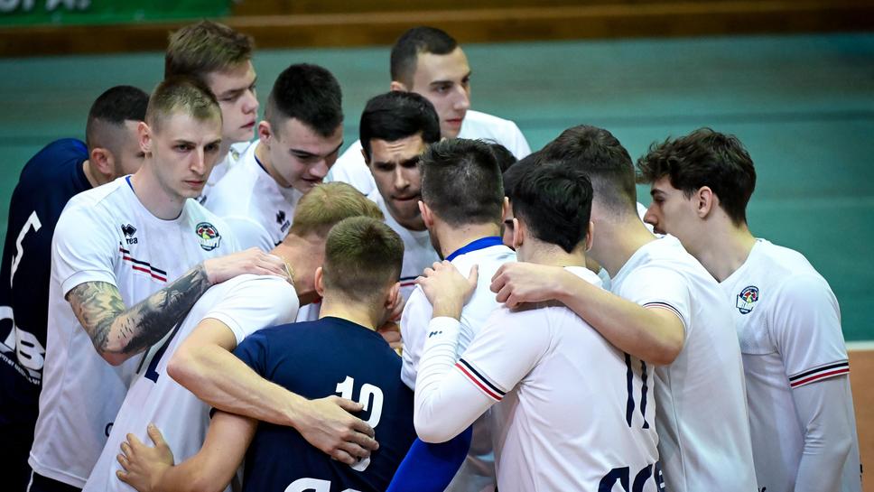 Металург се наложи над Пирин Разлог на старта на турнира ProPlay в Перник