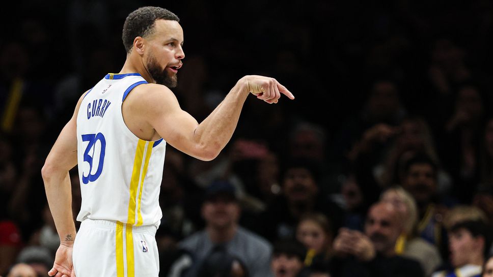 Стеф Къри ще участва в плей-ин турнира на НБА, ако контузеното му коляно позволи