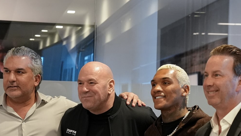 Конър Бен напусна Еди Хърн, за да подпише със Zuffa Boxing