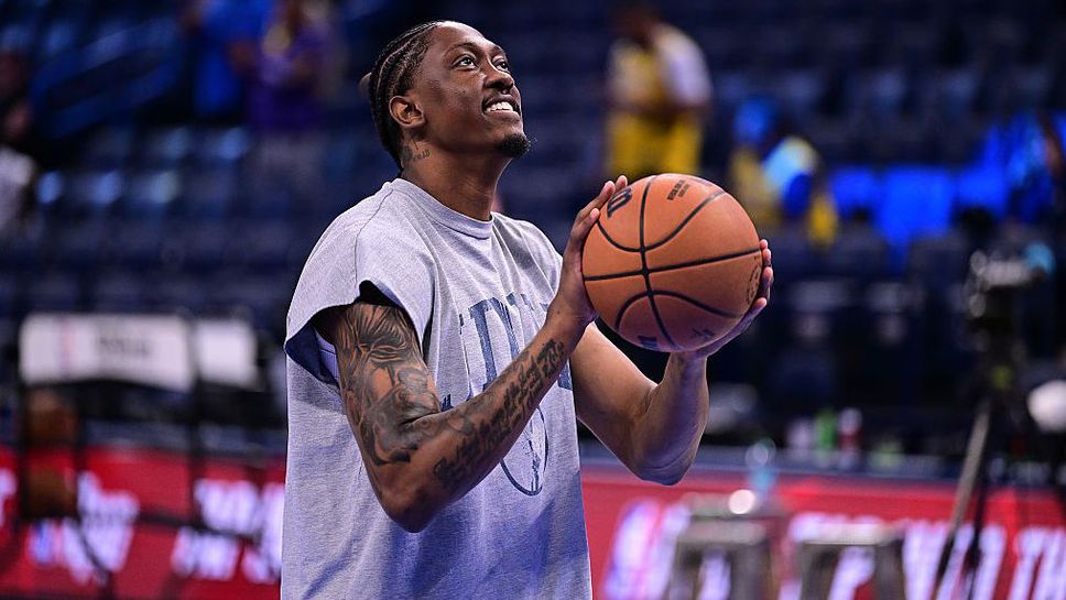 Джейлън Уилямс се завръща за "Гръмотевиците"