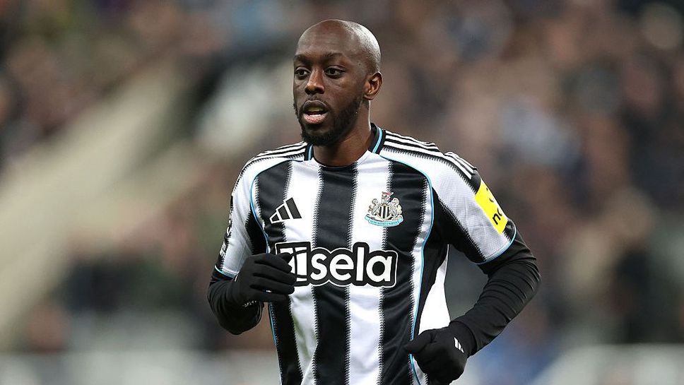 В Нюкасъл искат да се разделят с играч, който привлякоха преди година