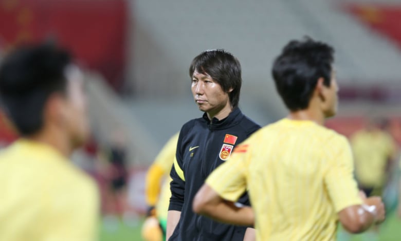 Треньор с бомбастични разкрития: Платих 400 хиляди, за да поема националния отбор