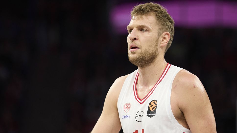 Везенков и Олимпиакос със сериозен тест в Милано