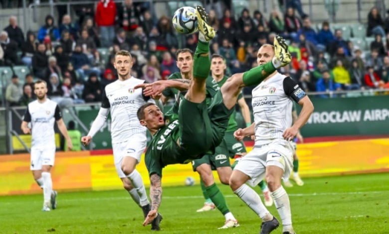 Наш национал с дебют като титуляр в Полша