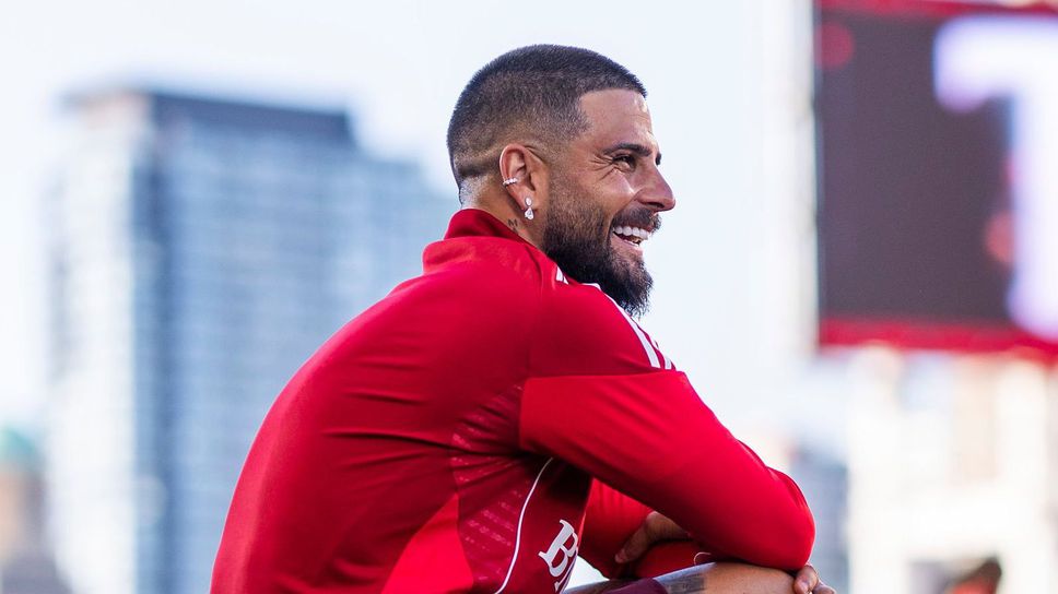 Инсиние е отказал няколко оферти заради Лацио