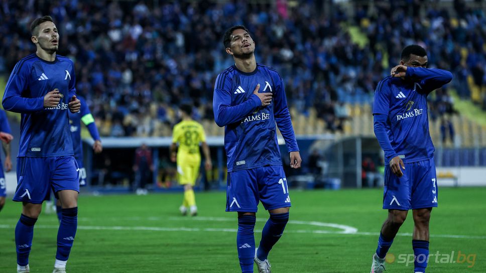 Футболистите на Левски ще играят със символа на "Мовембър" на ръкавите в дербито с ЦСКА