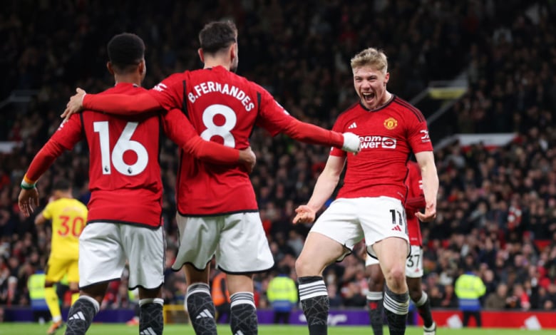Последният измъчи Ман Юнайтед на "Олд Трафорд"