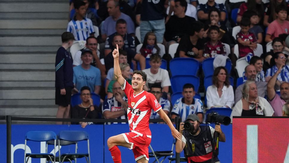 Отказалият на Ливърпул Субименди вкара гол, но олимпийският герой на Испания триумфира и сега