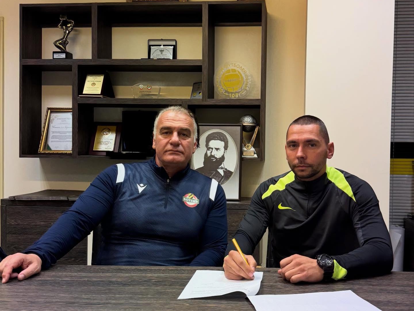 ДЮШ на Ботев подписа споразумение за сътрудничество с ФА Пловдив Сити