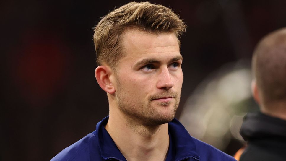 Де Лихт призова за реакция след загубата на Манчестър Юнайтед от Евертън