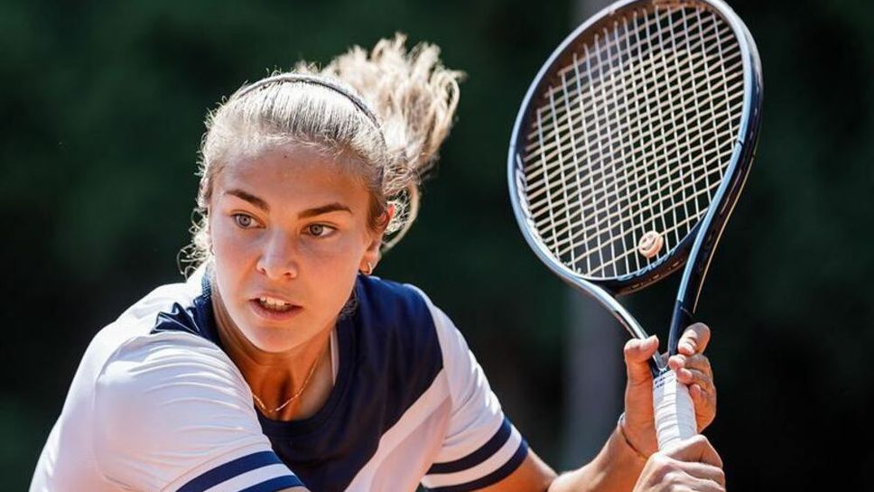 Йоана Константинова се класира за полуфиналите на двойки в Тунис