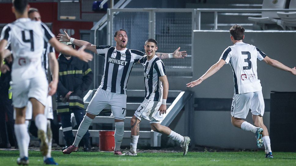 Бъдещите чуждестранни инвеститори в Локо (Пд) стопират продажбата на талант №1 в отбора