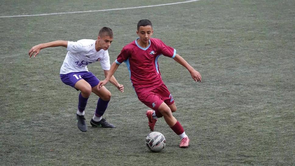 Септември и Етър си размениха късни голове при U15