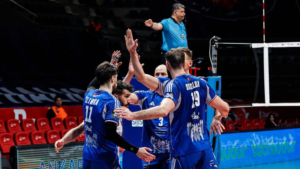 Супер Матей Казийски с 28 точки, Халкбанк с драматична загуба в първия мач за бронза