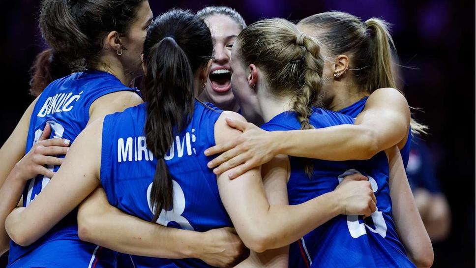 Сърбия с отличен старт на ЕвроВолей 2026